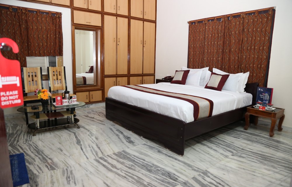 Superior Room at Sudha Grand Guest Inn