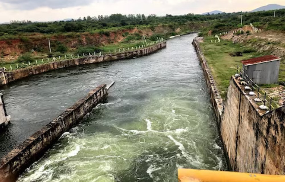 Sudha Grand Guest Inn at Kandaleru Reservoir